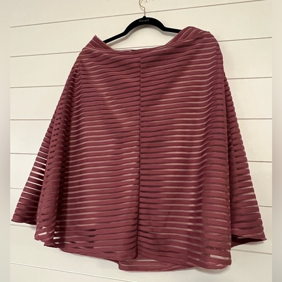 Dusty Rose - Picture 3 of 4